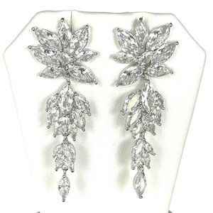 Elegant Silver Crystal Drop Earrings